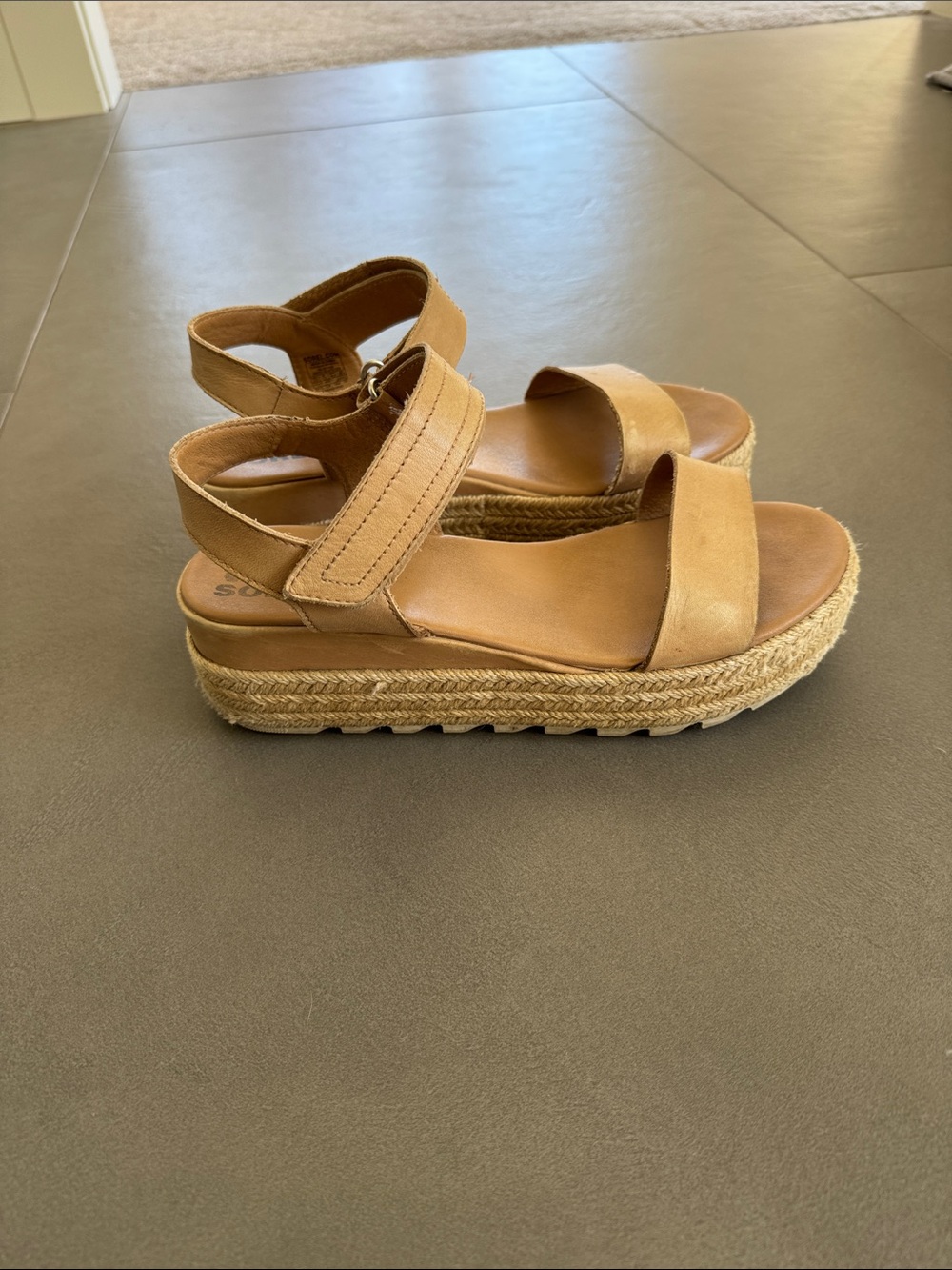 Sorel Tan Platform Espadrille Sandals - Picture 1 of 5